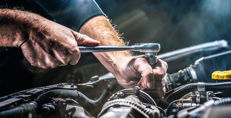 چرا تعمیرگاه مکانیکی تاج در قم را انتخاب کنیم؟